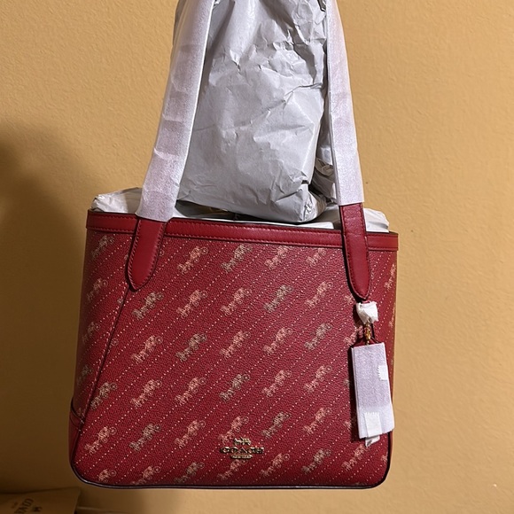 COACH Horse And Carriage Tote 27 With Horse And red - Picture 5 of 13